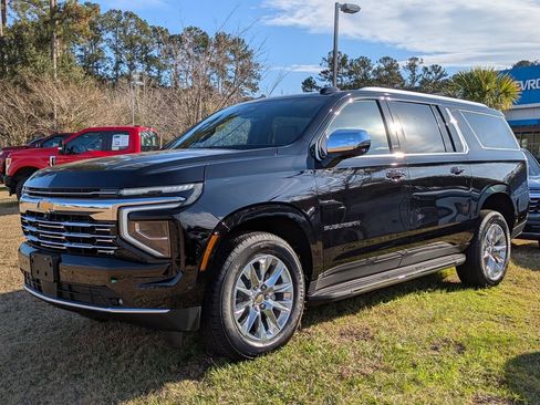 New 2026 Chevrolet Suburban Premier w/ Sun And Tow Package image 8