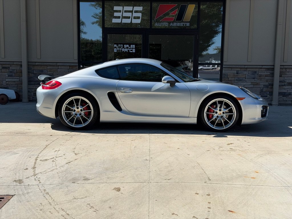 Used 2014 Porsche Cayman S RWD image 2