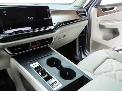 New 2026 Volkswagen Atlas SE image 61