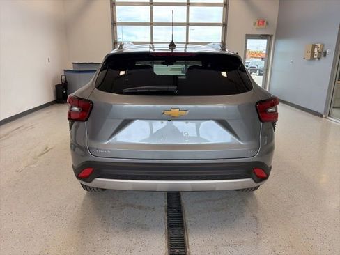 New 2026 Chevrolet Trax LT w/ Driver Confidence Package image 7