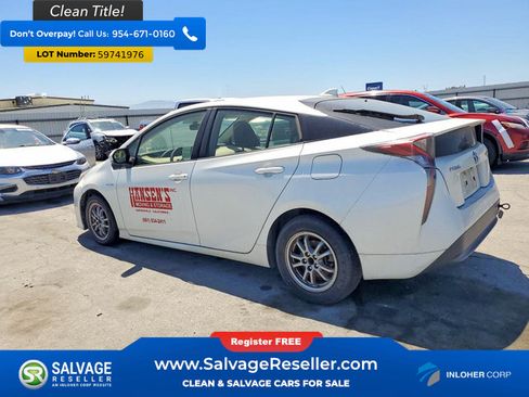 Used 2016 Toyota Prius Two FWD image 3
