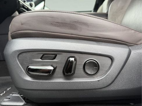 Certified 2024 Lexus RX 350 AWD w/ Convenience Package image 10