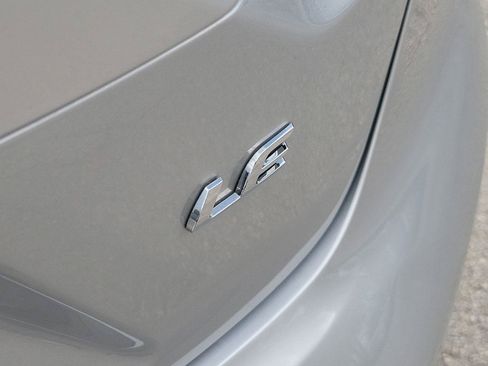 Used 2024 Toyota Corolla LE FWD image 7