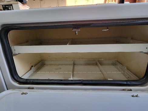 Used 2017 RAM 5500 Tradesman image 38