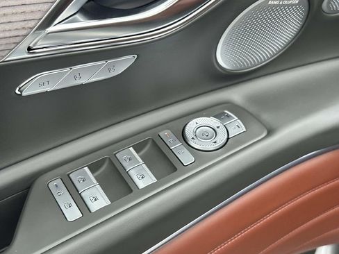 New 2026 Genesis GV80 3.5T Prestige AWD/4WD image 17