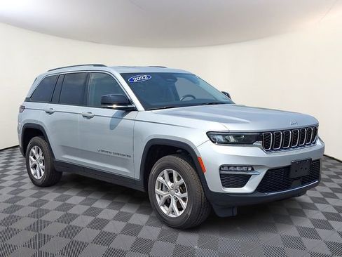 Used 2022 Jeep Grand Cherokee Limited AWD/4WD image 1