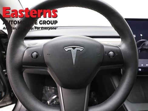 Used 2021 Tesla Model 3 Standard Range Plus RWD image 10