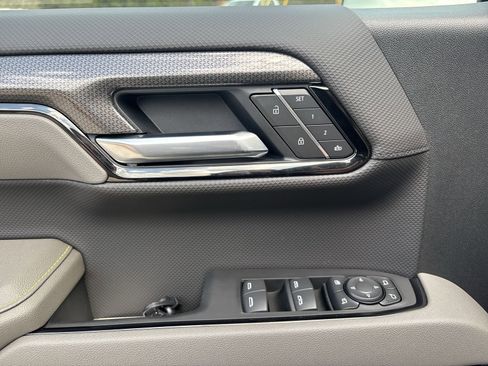 New 2026 Chevrolet Silverado 1500 ZR2 image 16