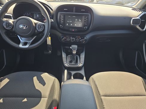 Certified 2021 Kia Soul LX FWD image 14