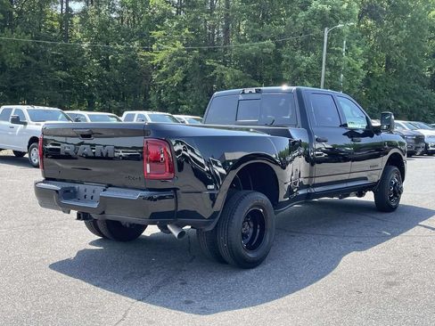New 2026 RAM 3500 Big Horn AWD/4WD image 8