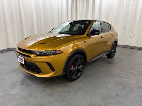 Used 2024 Dodge Hornet R/T Plus AWD/4WD image 2