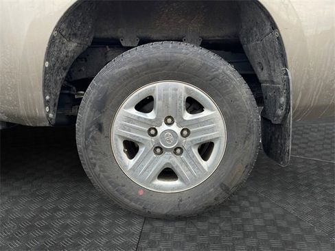 Used 2012 Toyota Tundra 4x4 Double Cab w/ Tow Pkg image 14