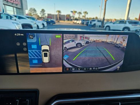 Used 2025 Nissan Armada Platinum Reserve image 31