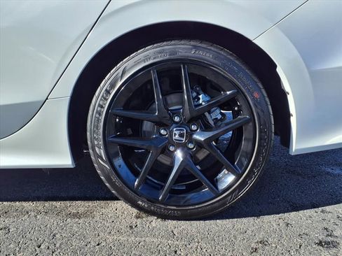 Used 2025 Honda Civic Sport image 23