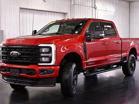 Used 2024 Ford F250 Lariat w/ Lariat Ultimate Package image 3