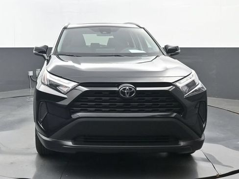 Used 2025 Toyota RAV4 XLE w/ Convenience Package FWD image 21