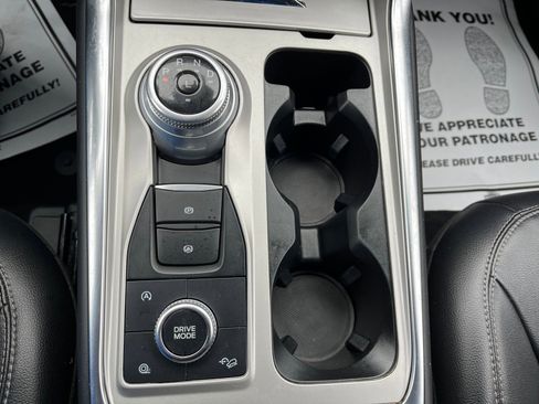 Used 2023 Ford Explorer Limited w/ Equipment Group 301A image 11