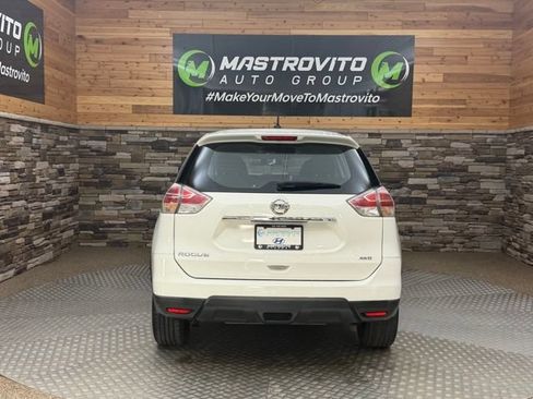 Used 2016 Nissan Rogue S AWD/4WD image 11