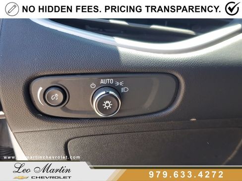 Used 2024 Chevrolet Malibu LT FWD image 30