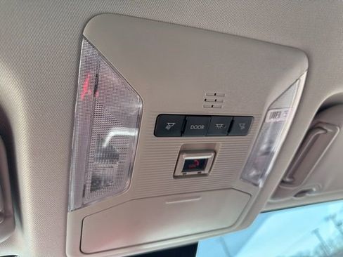 Used 2024 Toyota RAV4 XLE image 21