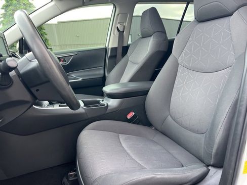 Certified 2019 Toyota RAV4 XLE image 14