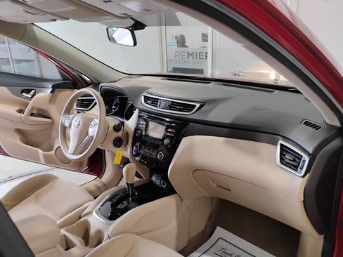 Used 2015 Nissan Rogue S FWD image 95