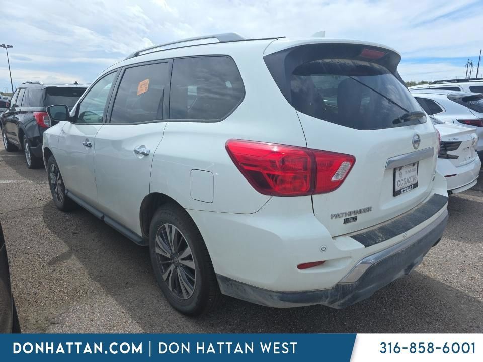 Used 2020 Nissan Pathfinder SL AWD/4WD image 9