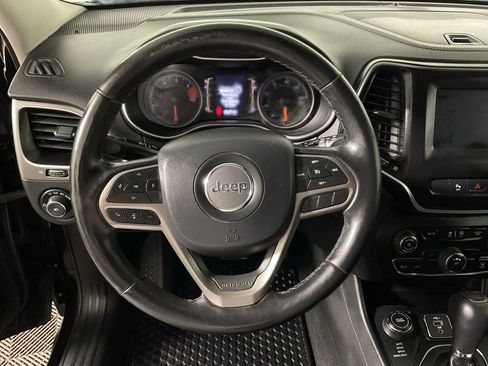 Used 2020 Jeep Cherokee Latitude Plus w/ Cold Weather Group image 22