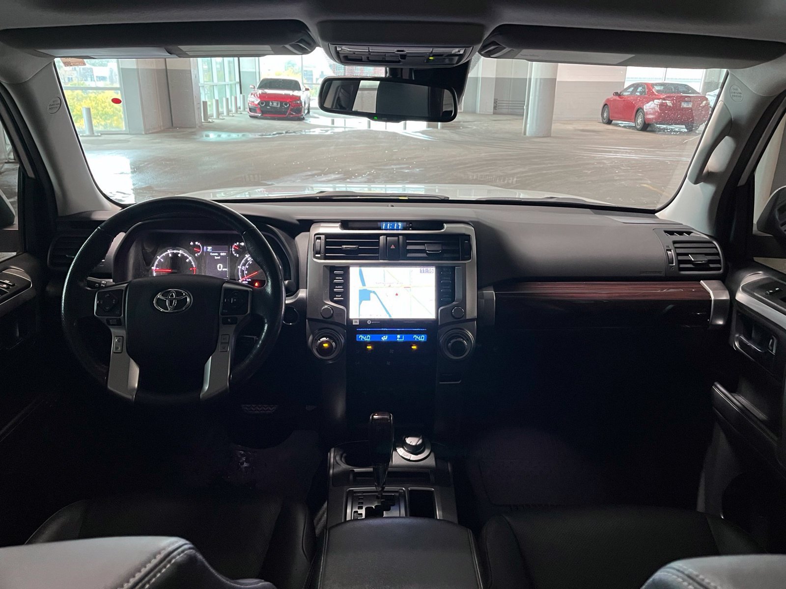 Used 2024 Toyota 4Runner Limited AWD/4WD image 39