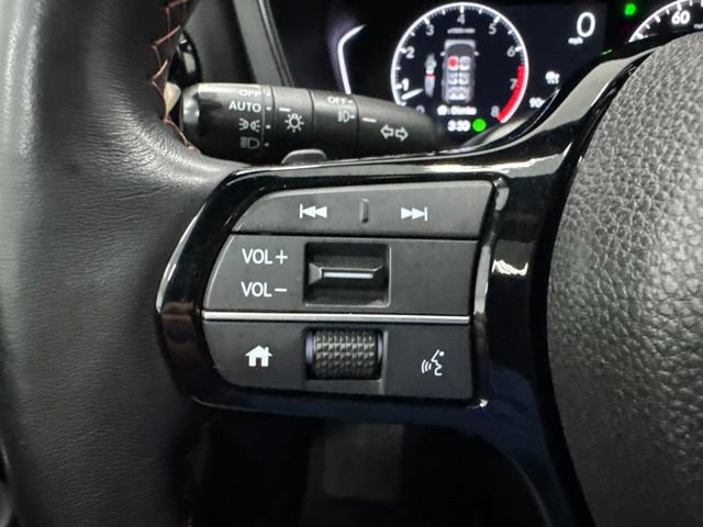 Used 2025 Honda Pilot TrailSport image 13