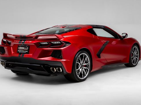 Used 2023 Chevrolet Corvette Stingray Premium Cpe w/ Z51 Performance Package RWD image 5