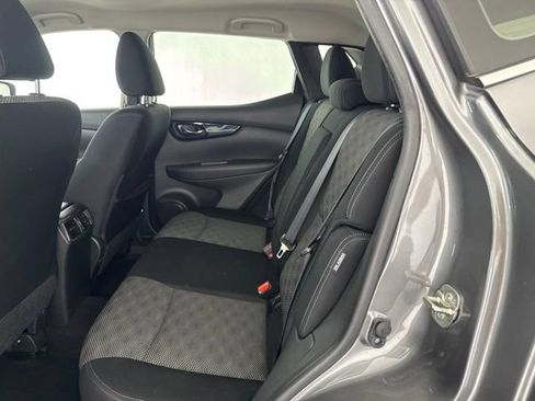 Used 2020 Nissan Rogue Sport SV AWD/4WD image 28