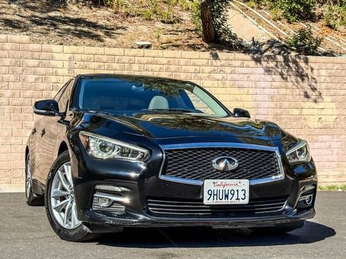 Used 2017 INFINITI Q50 3.0t Premium w/ Cargo Package (L95) image 4