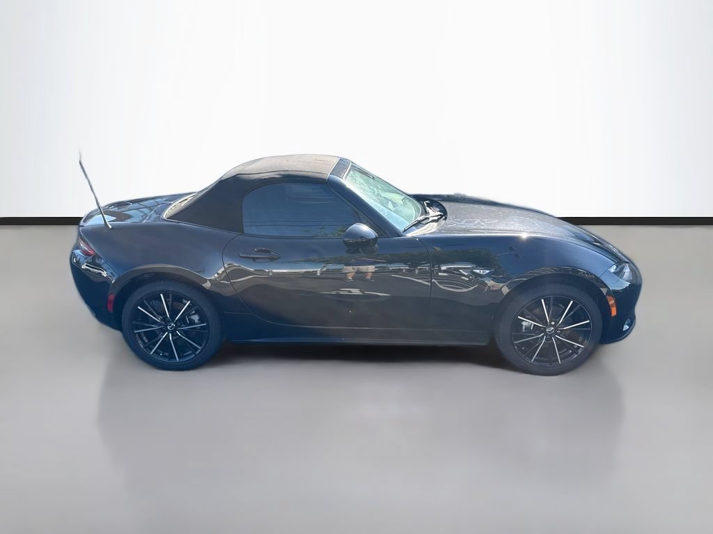 New 2026 MAZDA MX-5 Miata Grand Touring RWD image 2