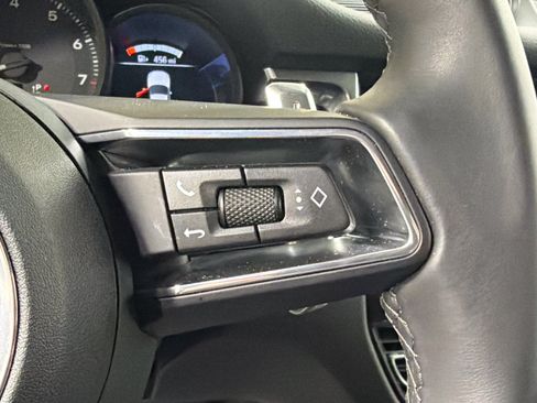 Certified 2026 Porsche Macan AWD/4WD image 36