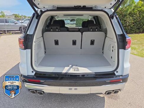 New 2026 GMC Acadia Denali w/ Super Cruise Package AWD/4WD image 5