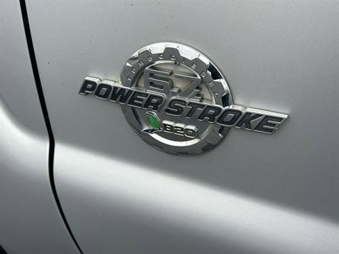 Used 2013 Ford F250 Lariat image 9