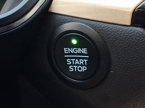 Used 2021 Ford Escape Titanium w/ Titanium Elite Package image 25