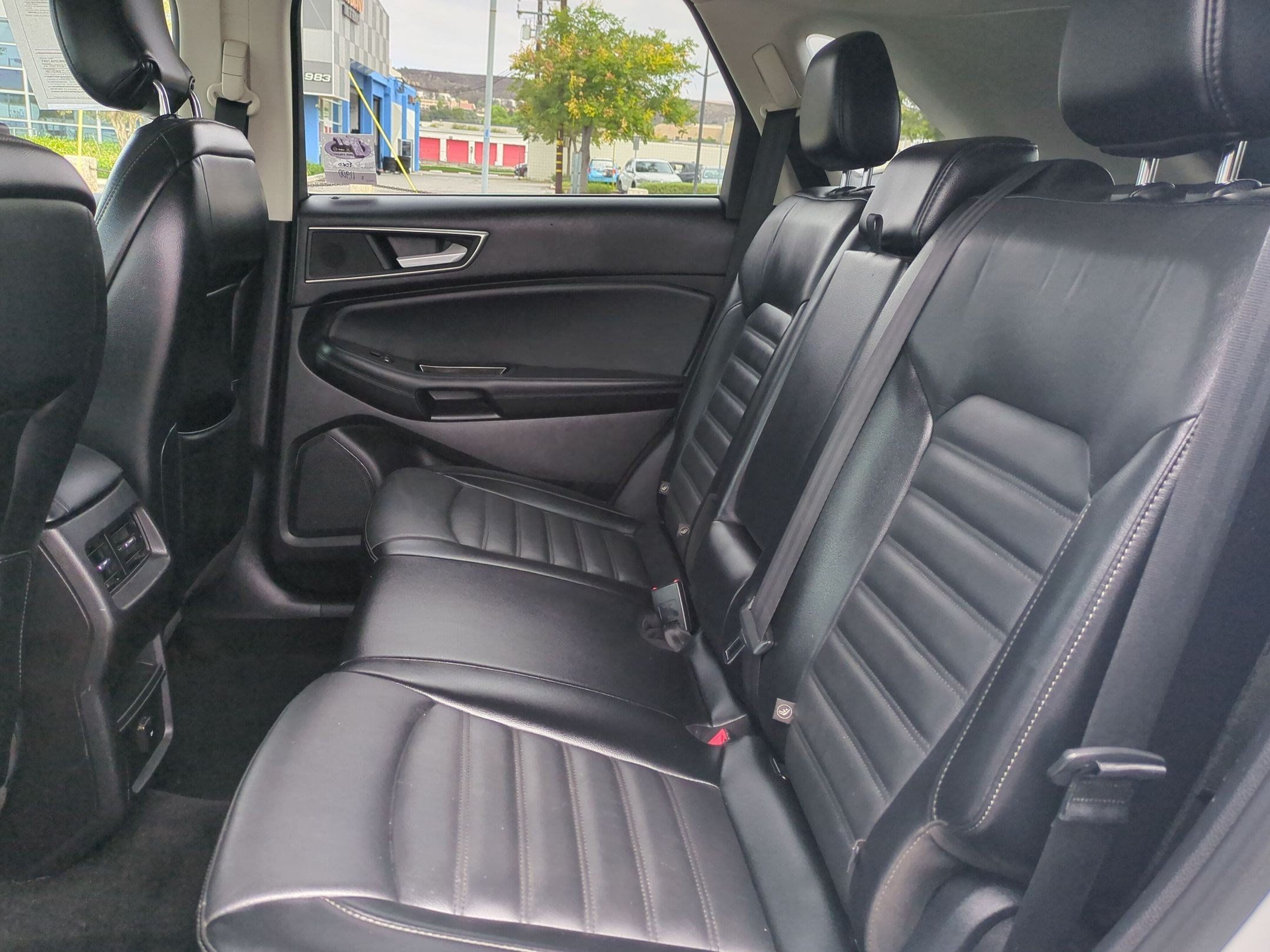 Used 2015 Ford Edge SEL w/ Equipment Group 201A AWD/4WD image 21