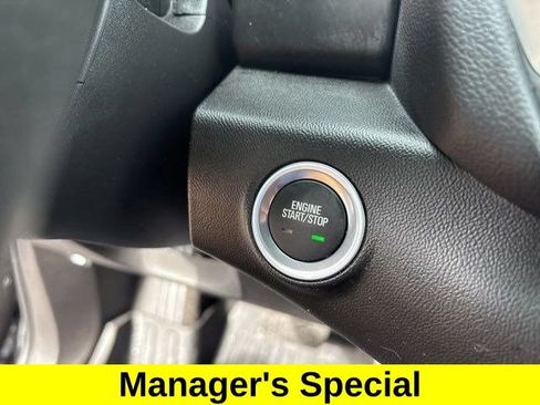 Used 2024 GMC Terrain SLE w/ Driver Convenience Package FWD image 20