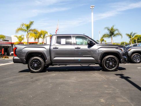 Used 2024 Toyota Tundra SR5 AWD/4WD image 16