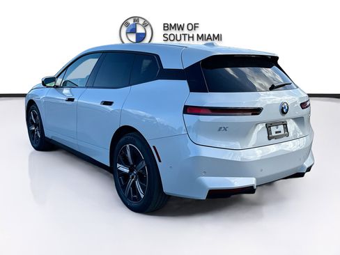 New 2026 BMW iX xDrive45 AWD/4WD image 4
