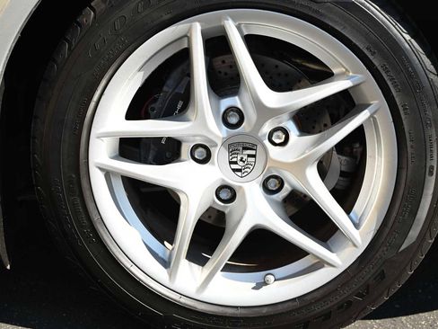 Used 2010 Porsche Boxster image 16