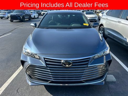 Used 2020 Toyota Avalon XLE FWD image 11