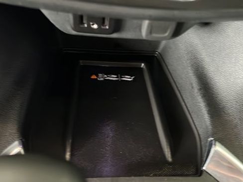 Used 2023 Chevrolet Traverse LT w/ LPO, Floor Liner Package image 12