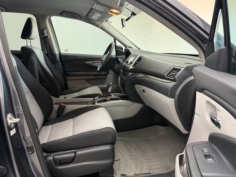 Used 2017 Honda Ridgeline RTS image 21