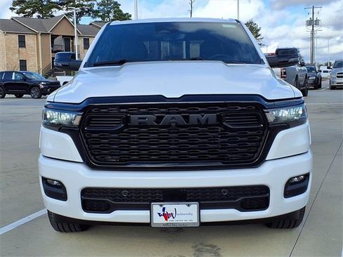 New 2025 RAM 1500 4x4 Crew Cab image 4
