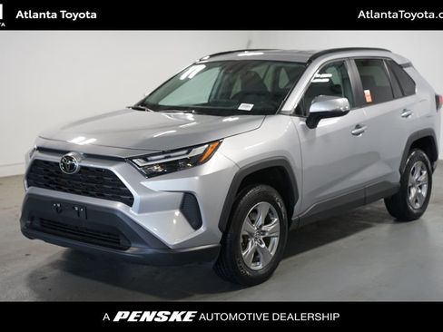 Used 2024 Toyota RAV4 XLE FWD image 1