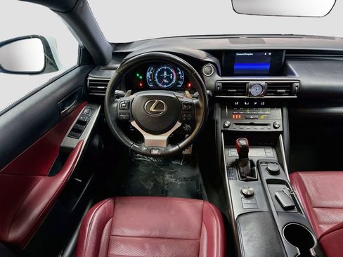 Used 2019 Lexus IS 300 F Sport w/ F Sport Package RWD image 22