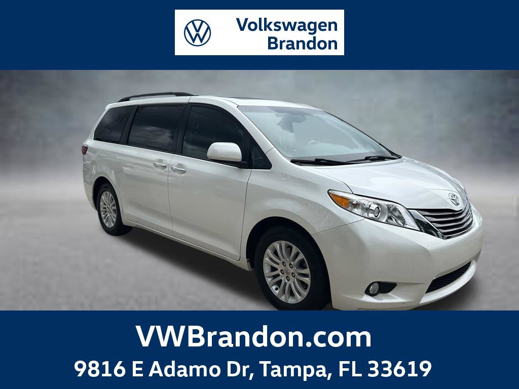 Used 2016 Toyota Sienna XLE FWD 360° Tour